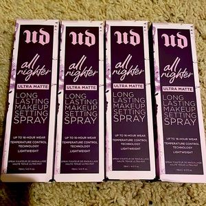 Urban Decay All Nighter ultra matte setting spray Q: 4 4.0fl oz bottles